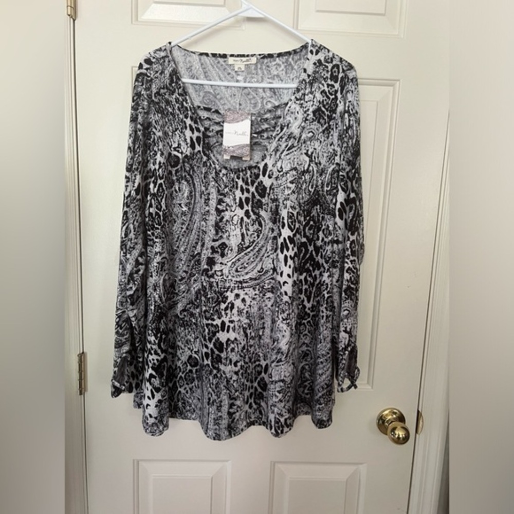 Simply Noelle, long sleeve women’s tunic, size XXL NWT